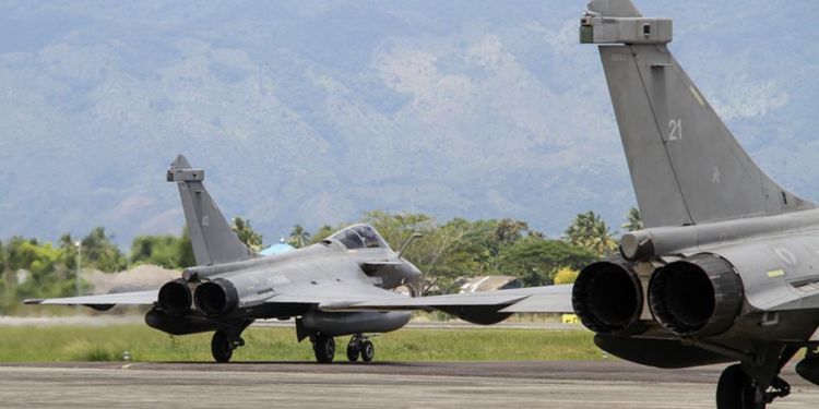 Yunanistan, Fransa’dan 18 Rafale savaş uçağı satın alacak