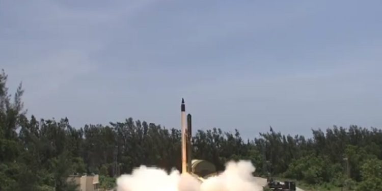 Hindistan hipersonik füze test etti