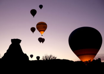 Kapadokya’da balonların dansı