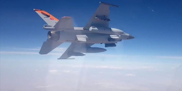 Roketsan’ın “Teberi” hedefi tam isabetle vurdu