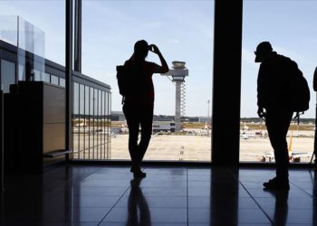 Berlin-Brandenburg Havalimanı 9 yıl gecikmeyle hizmete girdi