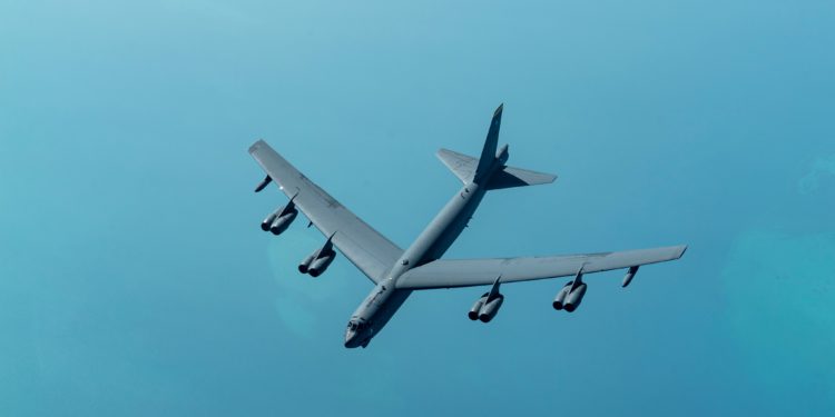 ABD Orta Doğu’ya B-52H bombardıman uçağı gönderdi