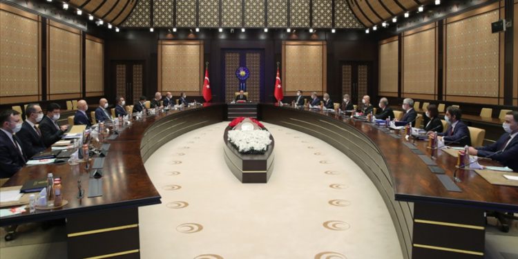 Savunma Sanayii’nde çeşitli platformların yarın karara bağlanması bekleniliyor