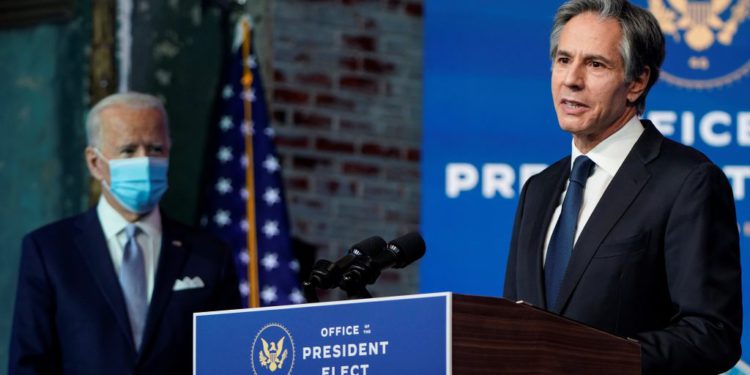 “Türkiye’nin S-400 alımı kabul edilemez”