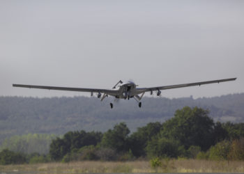 Bayraktar TB2 300 bin uçuş saatini tamamladı