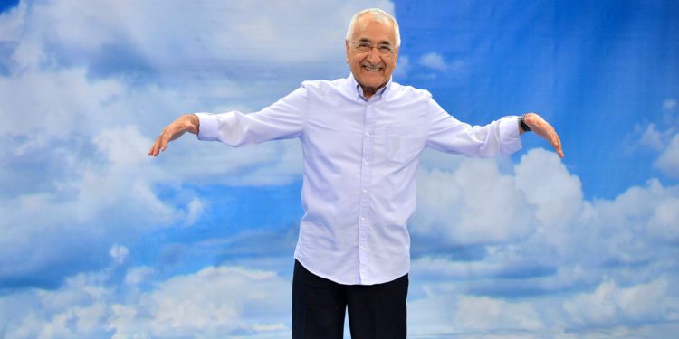 Doğan Cüceloğlu: Soğuk çayı ilk defa uçakta içtim