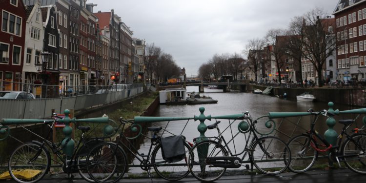 AB ülkelerinde turizm Kovid-19’dan sert etkilendi