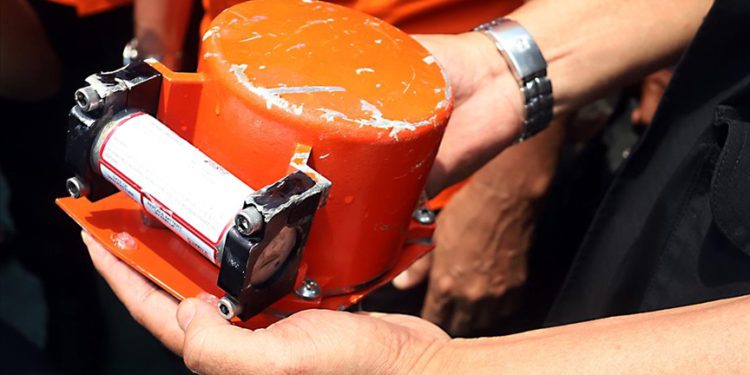 Endonezya’da düşen uçağın ikinci karakutusu bulundu