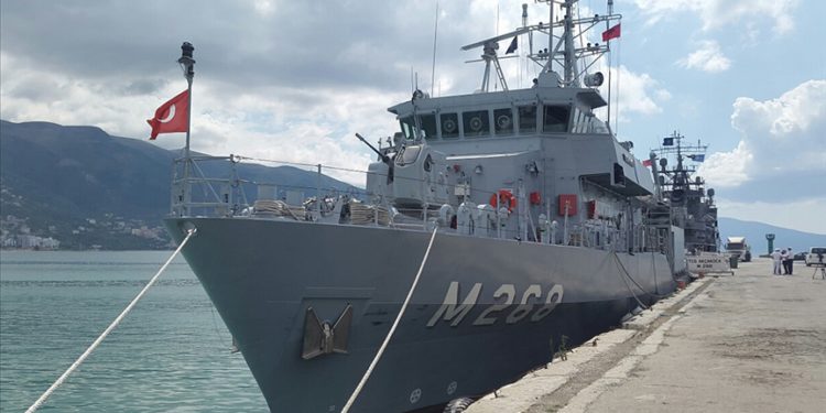 NATO kapsamında Türk gemileri Odessa limanına geldi