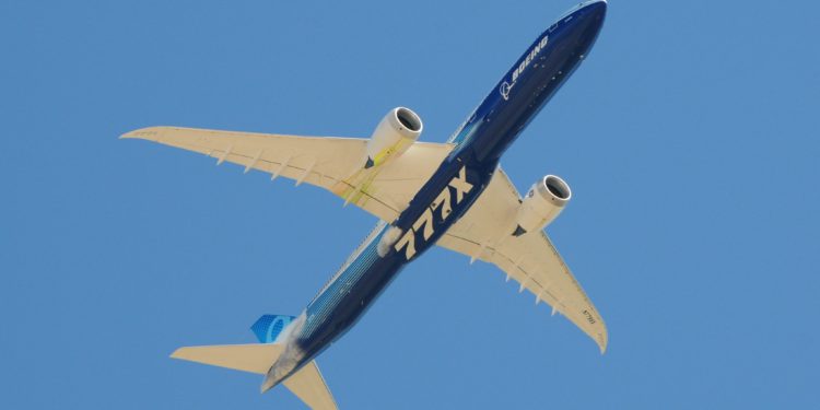 Boeing 777X 333 saat test uçuşu yaptı