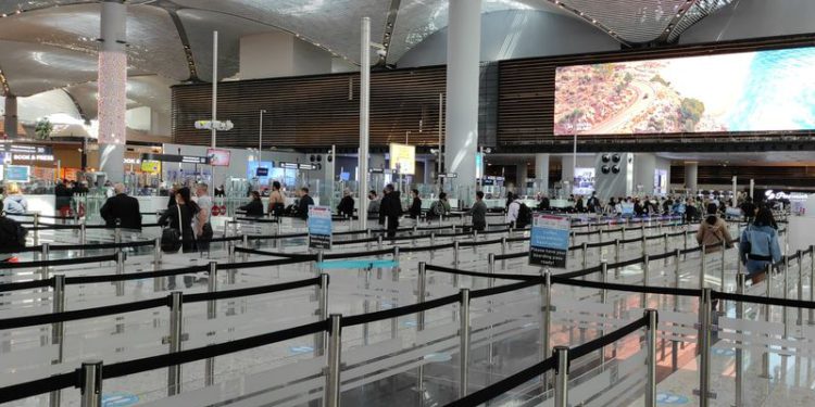 Kapanma öncesi biletler ‘yok’ satıyor