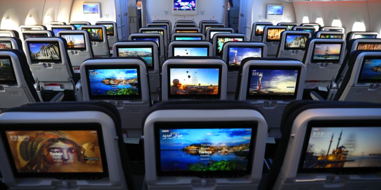 THY, uçak içi ürün ve hizmette 4 ayrı kategoride ödül aldı