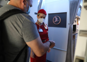 SunExpress, Antalya ve İzmir’den uçuşlara devam ediyor