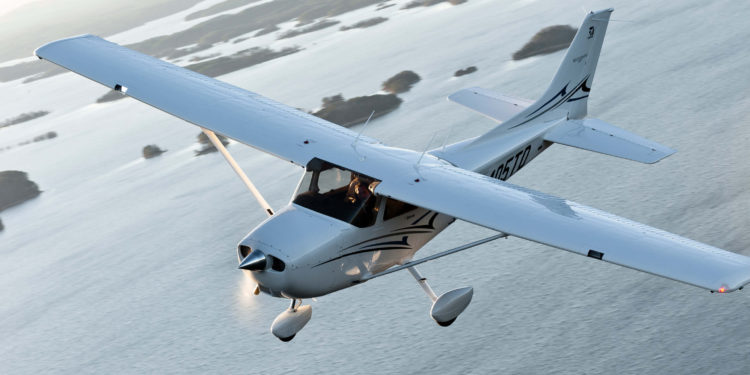 Kuş var ama çarpma yok!