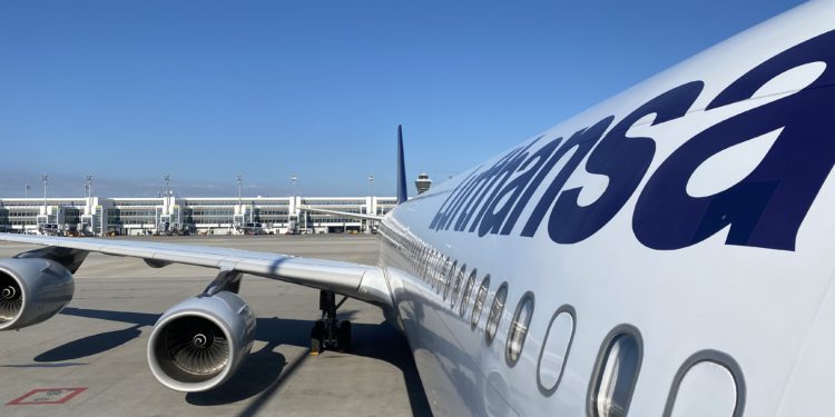 Lufthansa, A340’ları uçurmaya hazırlanıyor