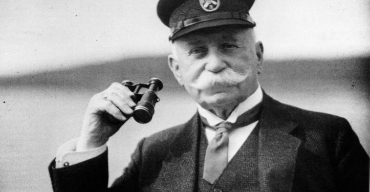 Alman mucit Ferdinand von Zeppelin