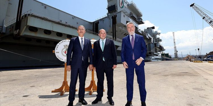 Bakan Akar, İtalya ve İngiltere Savunma Bakanları ile bir araya geldi