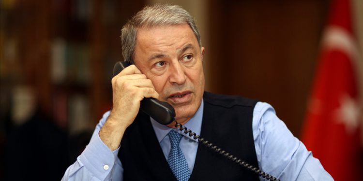 Bakan Akar ile ABD Savunma Bakanı Austin Kabil Havalimanı’nı görüştü