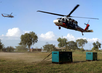 Bozkurt’ta köylere helikopterle jeneratör taşındı
