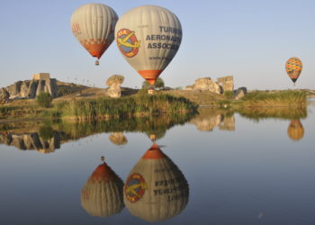 Balonlar Büyük Taarruz’un 99’uncu yıl dönümü için havalandı