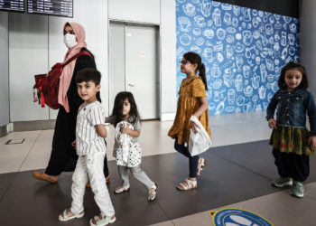 THY 271 Türk vatandaşını daha tahliye etti