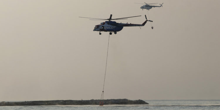 Muğla’daki 6 yangına 6 uçak ve 16 helikopterle müdahale ediliyor