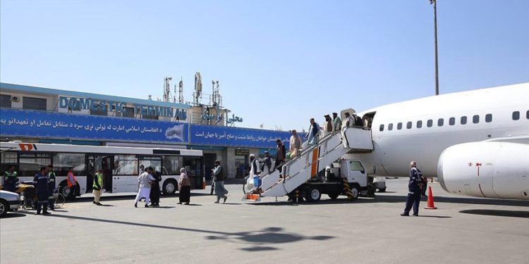 Taliban: Kabil Havalimanı uluslararası uçuşlara hazır