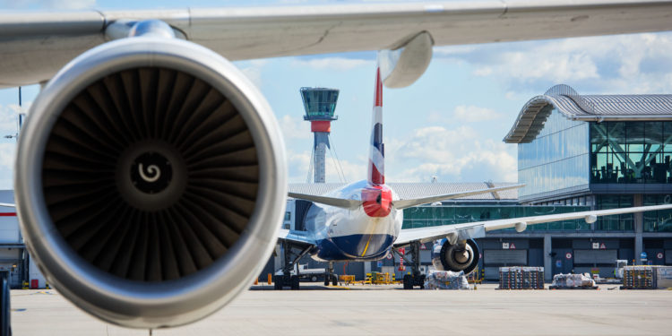 Avrupa’daki uçak trafiği umut verdi