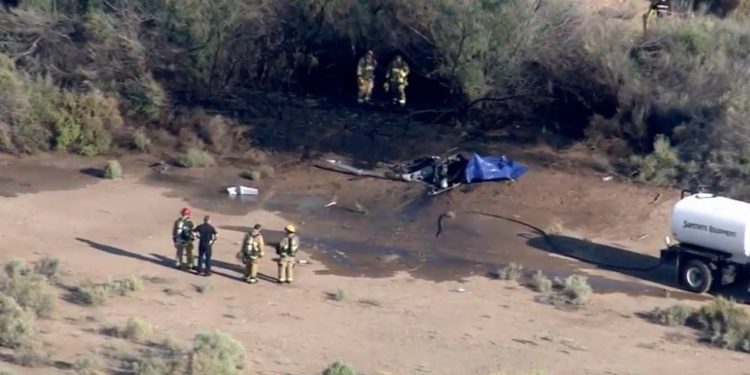 Uçak ve helikopter havada çarpıştı: 2 ölü