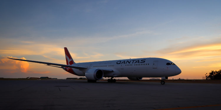 Qantas en uzun ticari uçuşunu tamamladı