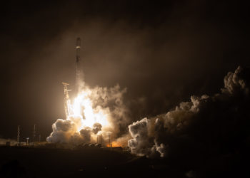 NASA göktaşını vuracak uzay aracını fırlattı