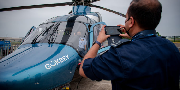 Gökbey, Malezya’da görücüye çıktı