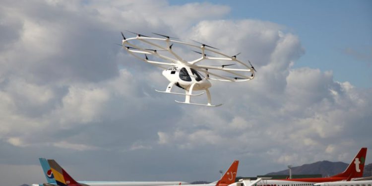 Hava taksinin trafik kontrol sistemi tanıtıldı