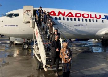 AndoluJet uçağı acil iniş yaptı