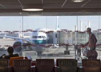 Fransa, Omicron nedeniyle İngiliz turistlerin girişini kısıtladı