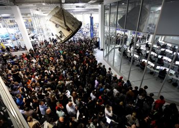 SpaceX’in merkezinde 132 koronavirüs vakası