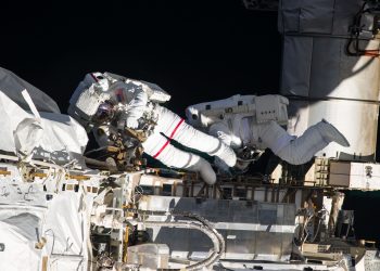 Japonya Ay’a astronot göndermeyi planlıyor