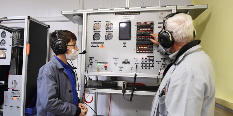 TUSAŞ, liseli öğrencileri geleceğe hazırlıyor