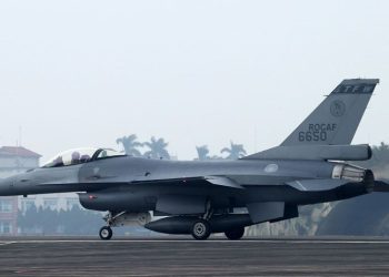 Tayvan’da F-16V düştü: Pilot kayıp