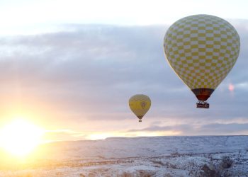 Kapadokya’da 388 bin turist balonla uçuş yaptı