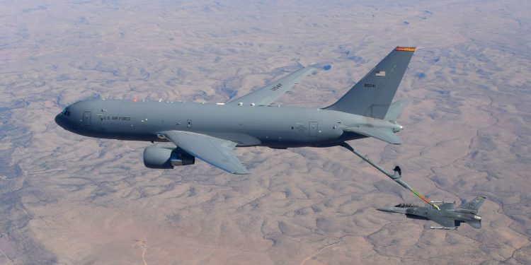 Boeing’e ‘KC-46’ uyarısı