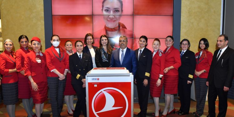 “THY, kadınların omuzunda yükselecek”