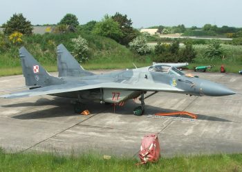 Polonya, Ukrayna’ya savaş uçağı göndermeyecek