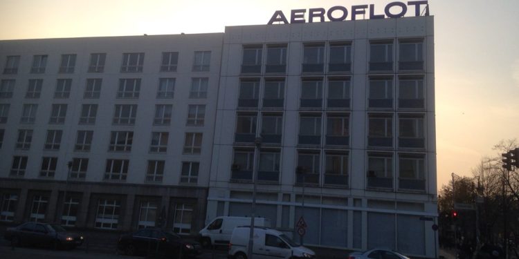 Rus ajanlardan Aeroflot ofisine baskın