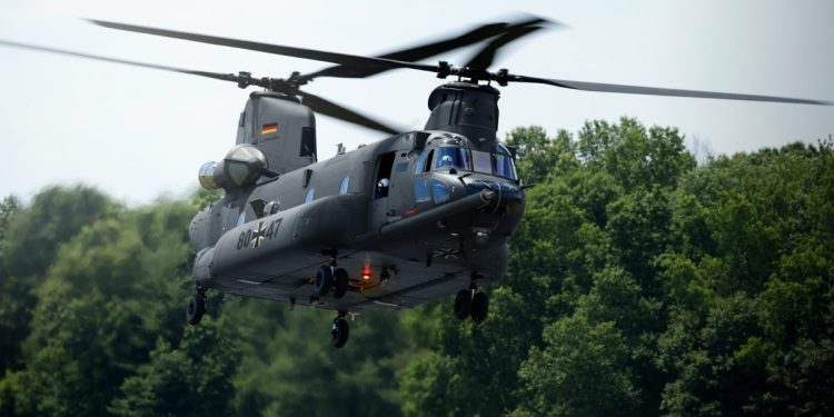 Almanya 60 adet Chinook alacak