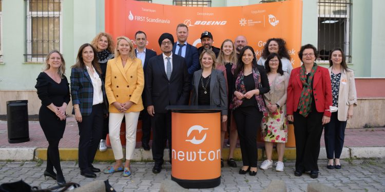 Boeing, Newton Gezici Bilim Atölyesi’ni Türkiye’ye getirdi