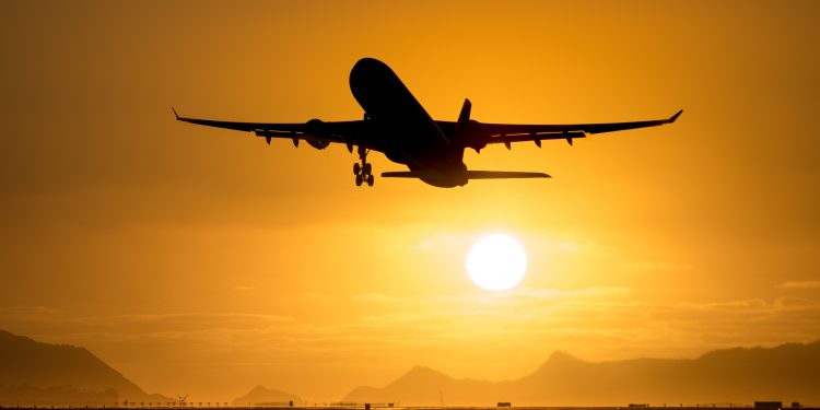 Yeni Zelanda 2 yıl sonra kapılarını açtı