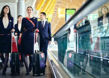 Iberia yeni üniformalarını tanıttı