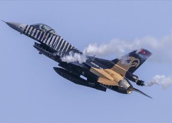 SOLOTÜRK, F-16 sınırlarını aştı