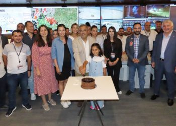 Ahmet Bolat, rekora imza atan birimleri tebrik etti